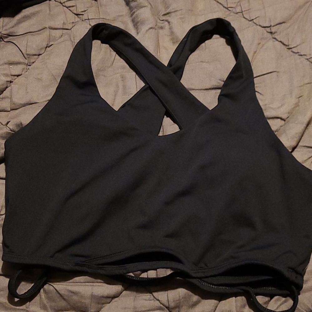Sports bra